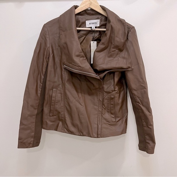NWT BB Dakota Faux Leather Jacket w/ Zipper & Asymmetrical Collar - Picture 1 of 10